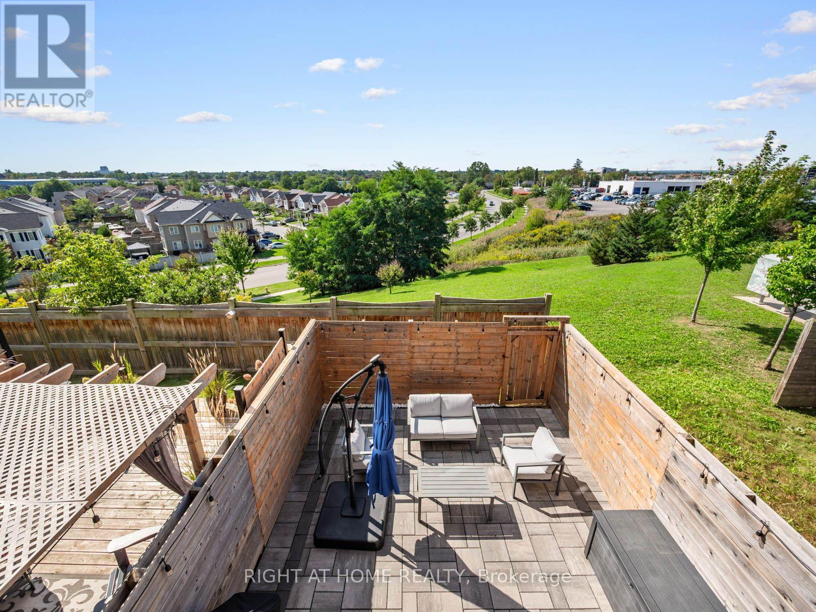 100 Magpie Way Property Photo 35