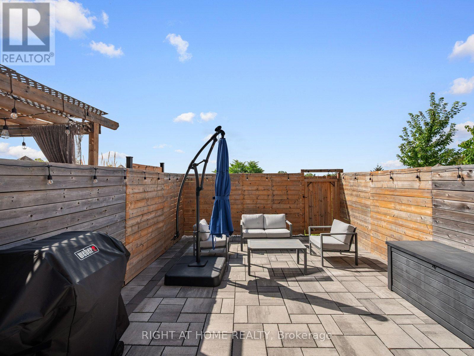 100 Magpie Way Property Photo 36