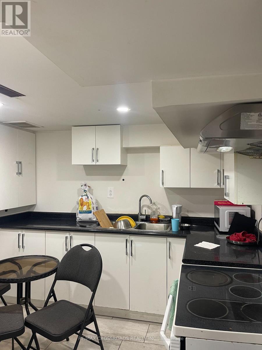 56 Harris Park Drive Property Photo 3