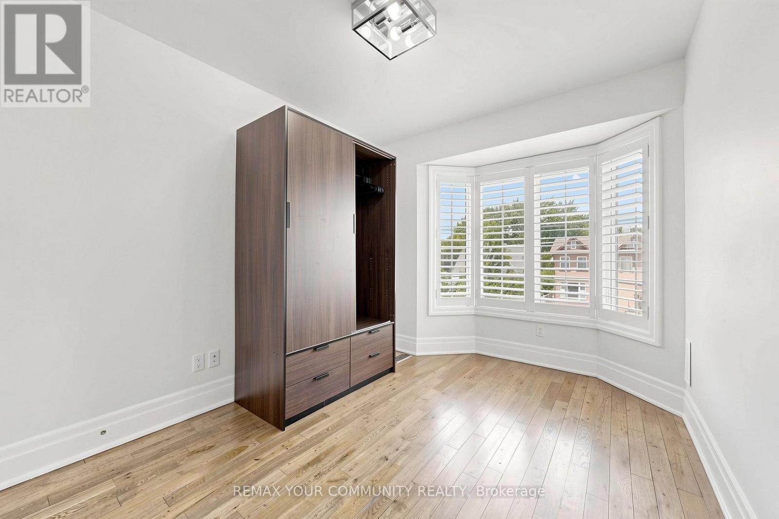 81 Galbraith Avenue Property Photo 32