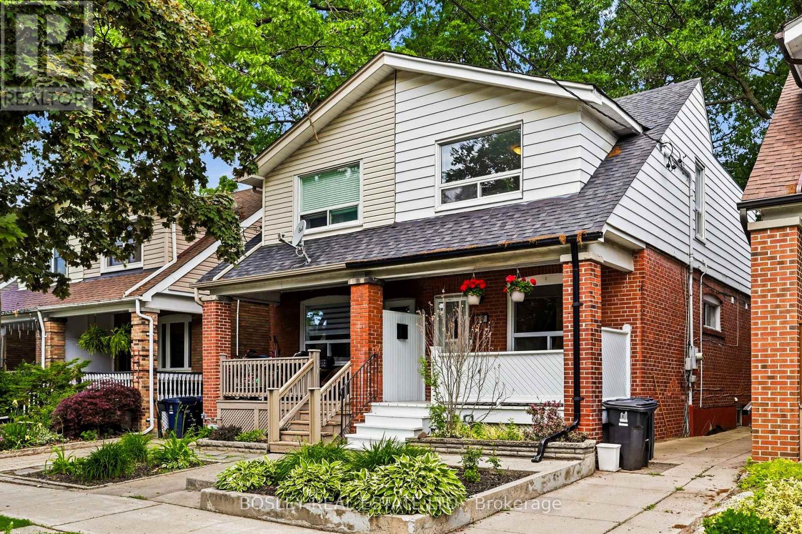 682 Milverton Boulevard Property Photo 1