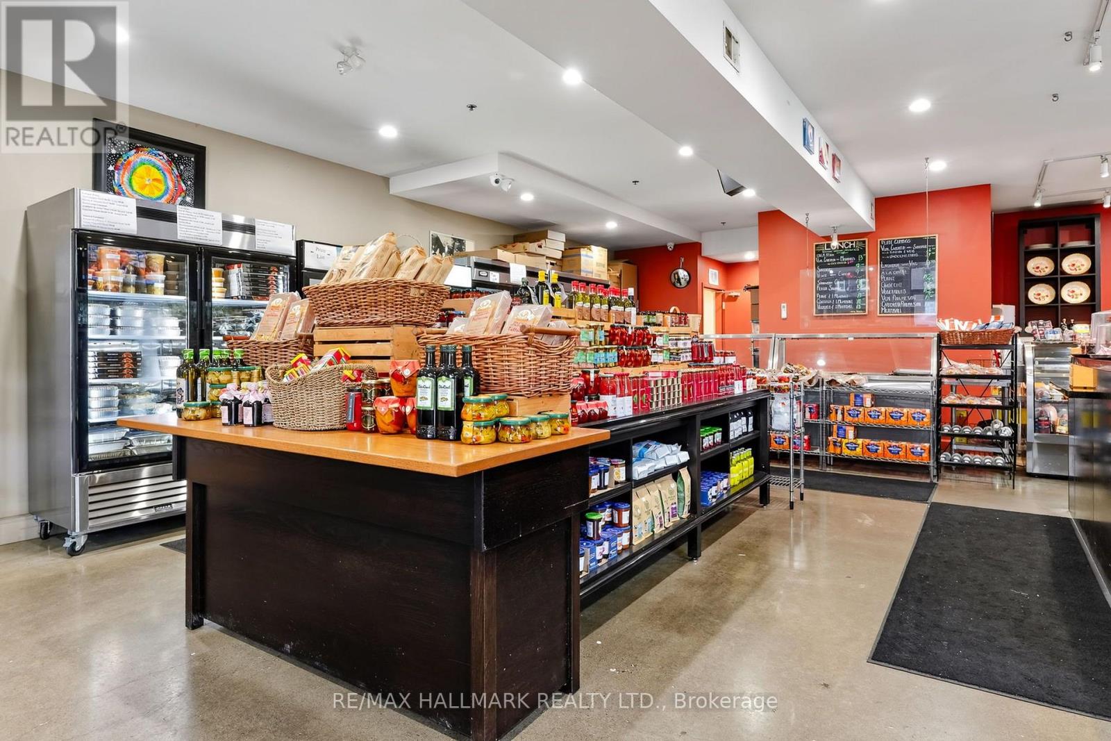 158 Fallingbrook Road Property Photo 6