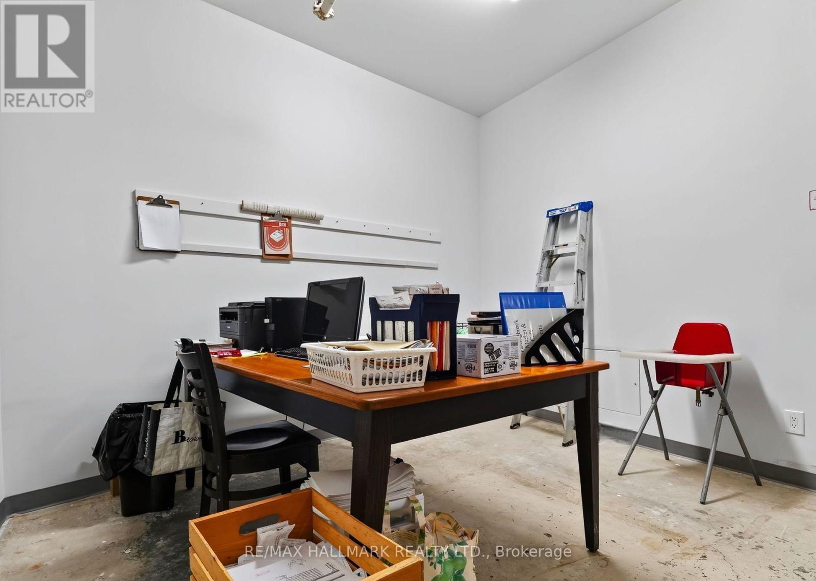 158 Fallingbrook Road Property Photo 28