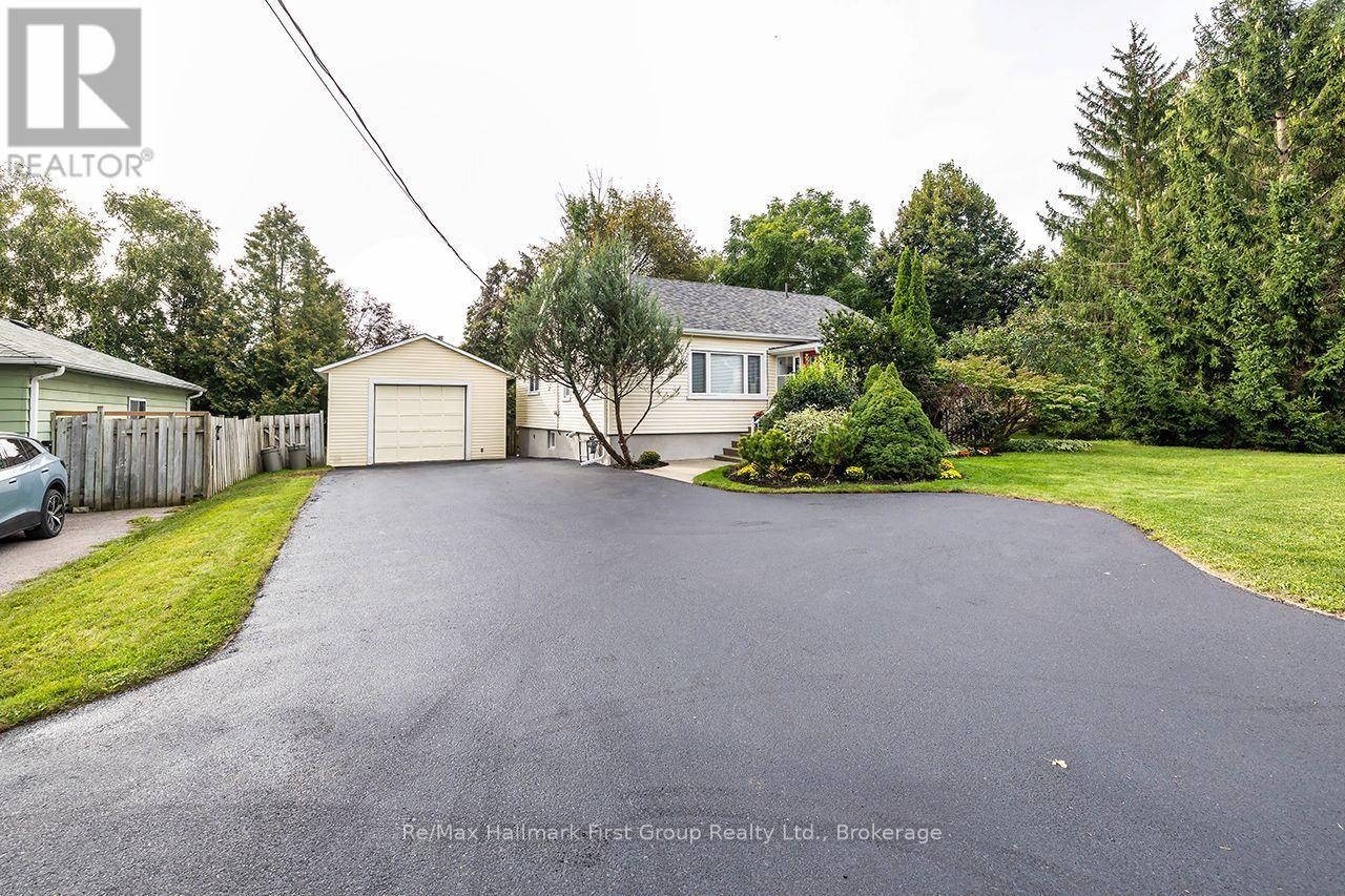1692 SCUGOG STREET Property Photo 1