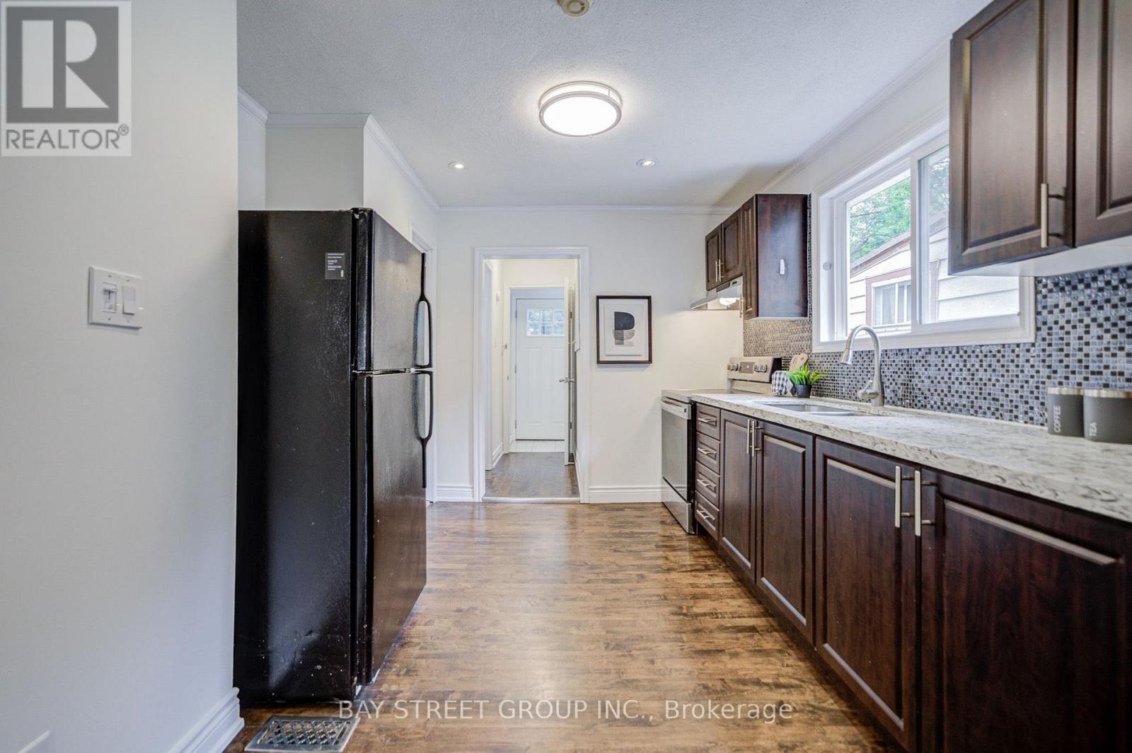 7 Emmott Avenue Property Photo 16