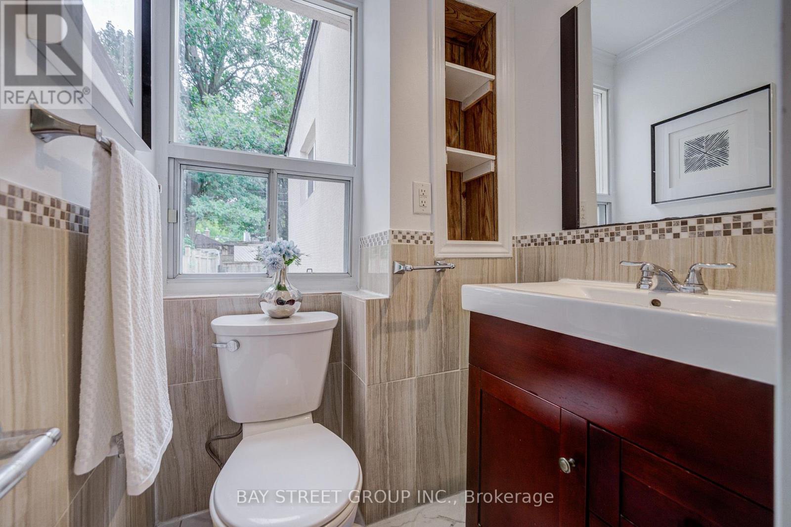 7 Emmott Avenue Property Photo 31