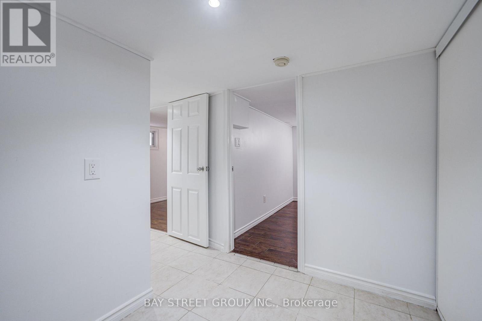 7 Emmott Avenue Property Photo 40