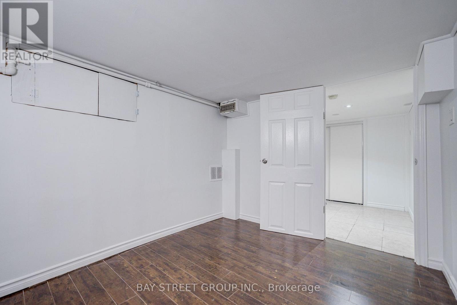 7 Emmott Avenue Property Photo 42