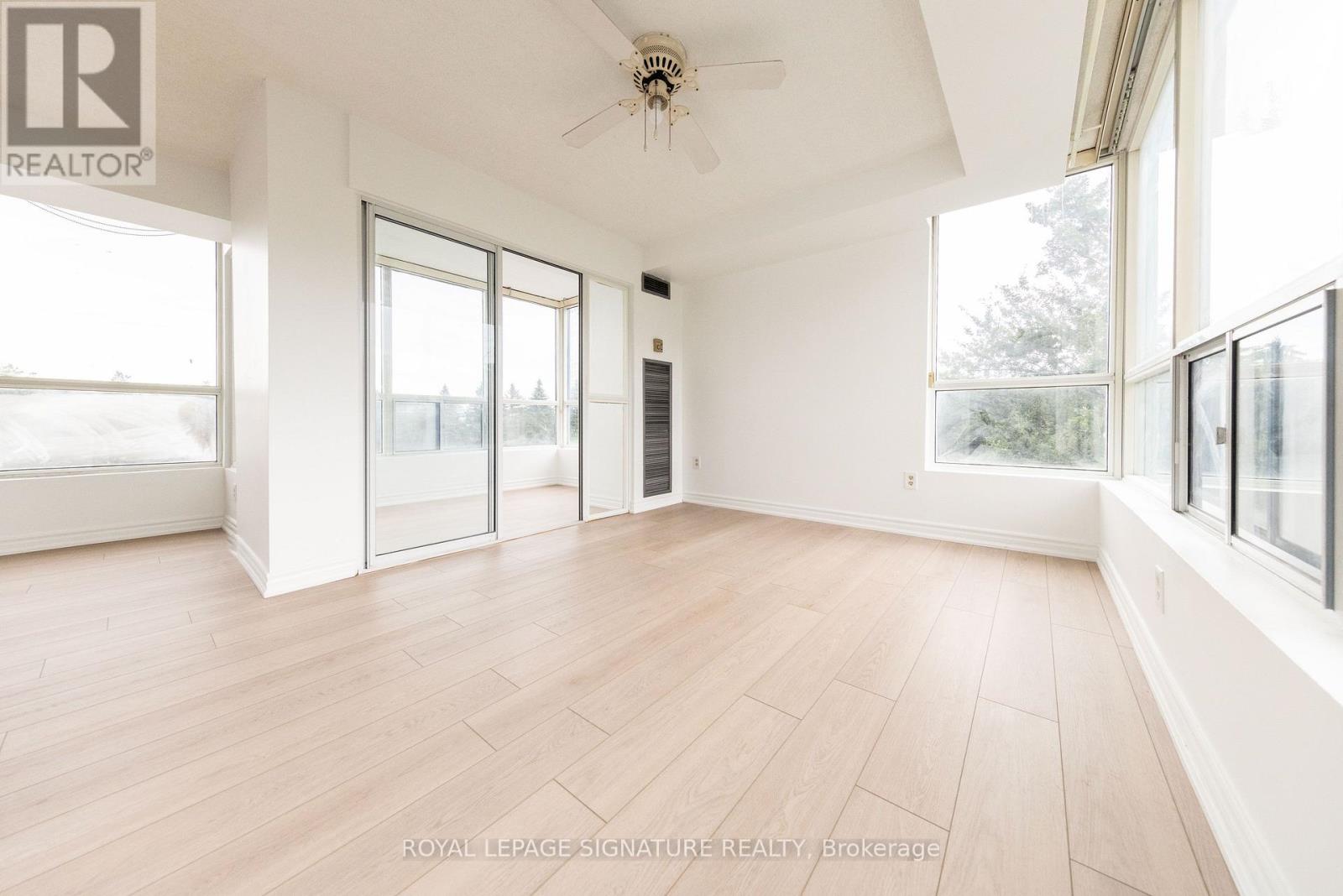 406 - 3050 Ellesmere Road Property Photo 1