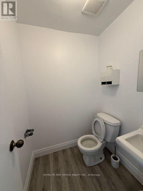 125 - 70 Silver Star Boulevard Property Photo 5