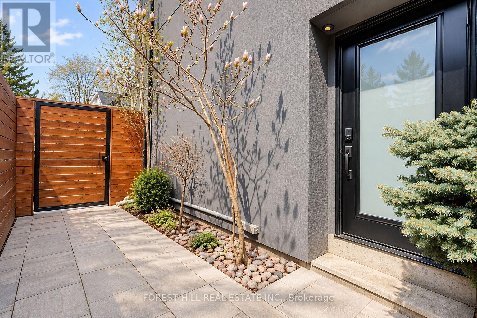 245 Ashdale Avenue Property Photo 17