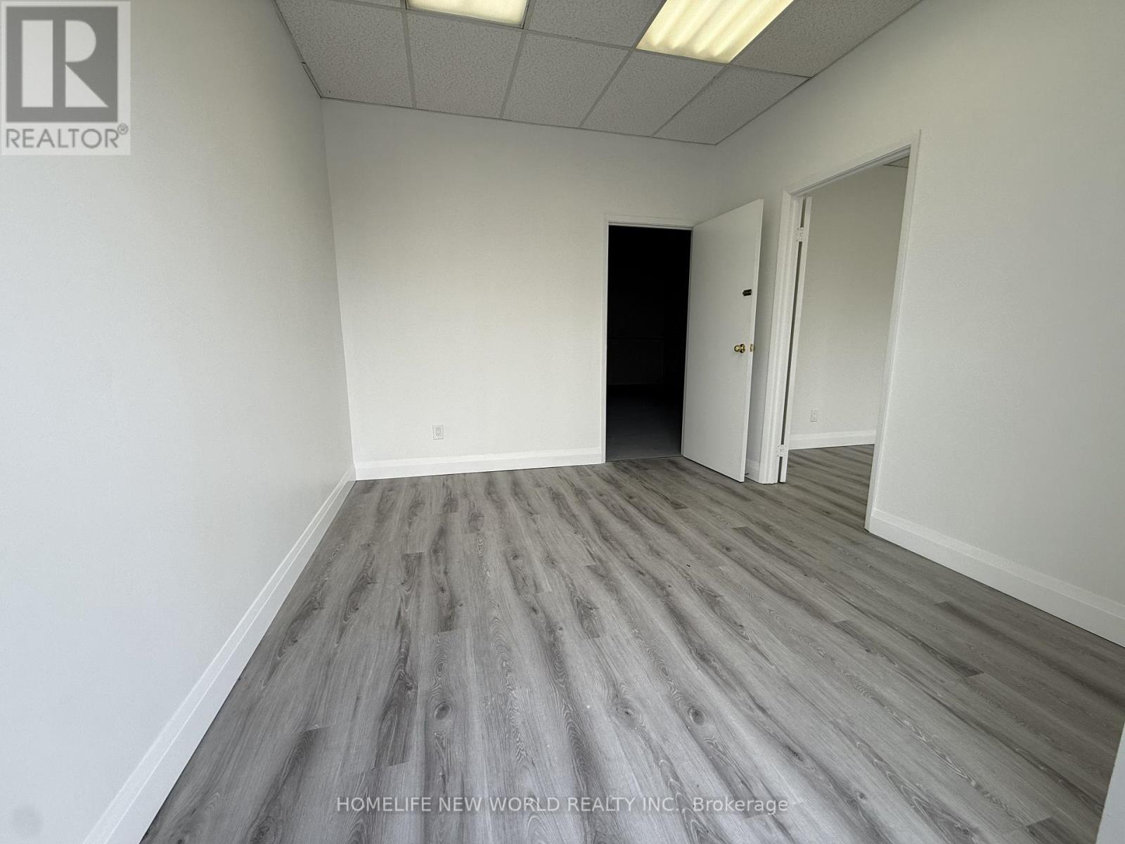 216 - 50 Silver Star Boulevard Property Photo 1