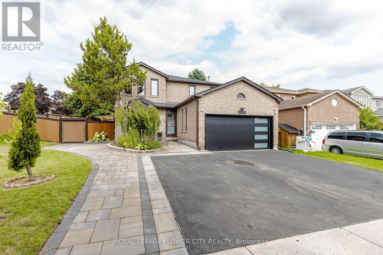 1530 Somergrove Crescent Property Photo 1