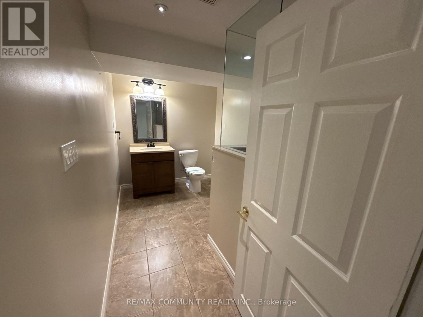3 Baycliffe Drive Property Photo 38