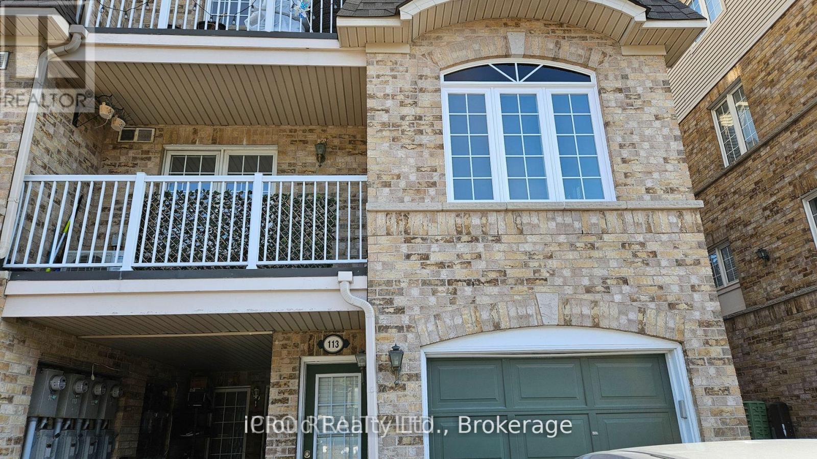 113 - 42 PINERY TRAIL Property Photo 1