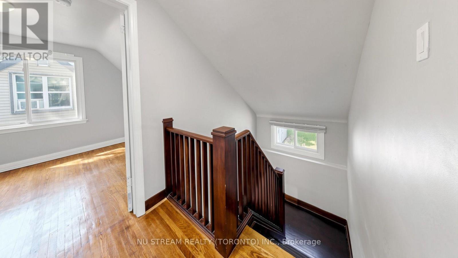 226 Oakridge Drive Property Photo 13