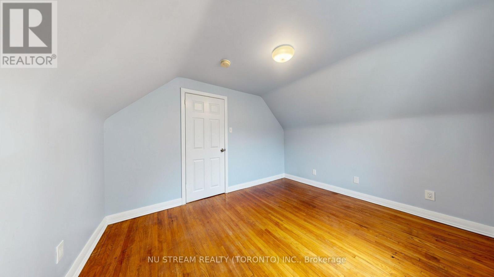 226 Oakridge Drive Property Photo 19