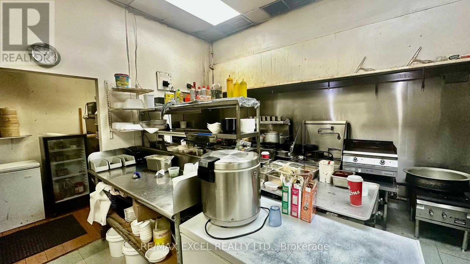 9 - 4352 Kingston Road Property Photo 9