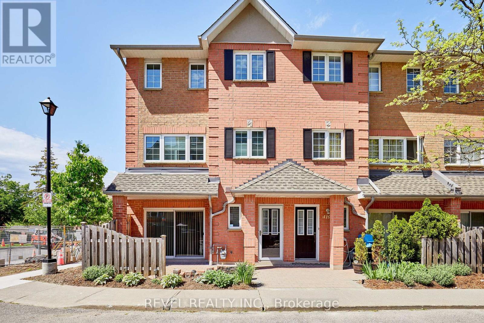 411 - 1400 The Esplanade N Property Photo 1