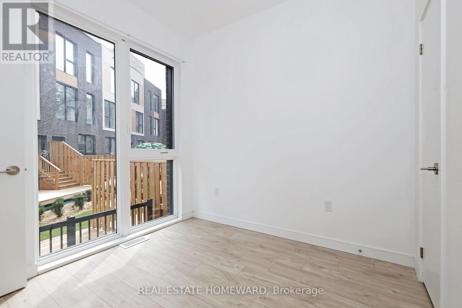 16 - 178 Clonmore Drive Property Photo 13