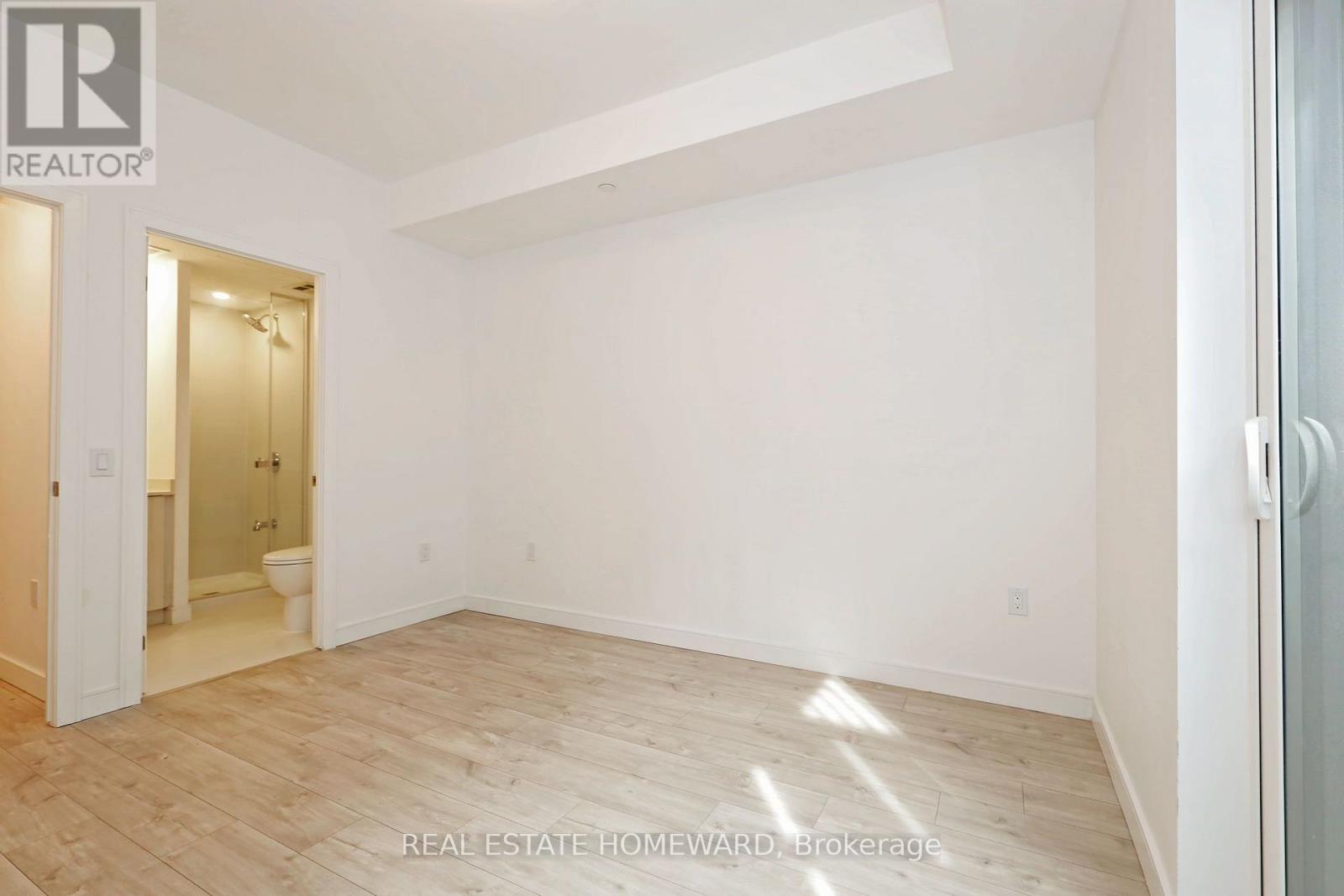 16 - 178 Clonmore Drive Property Photo 14