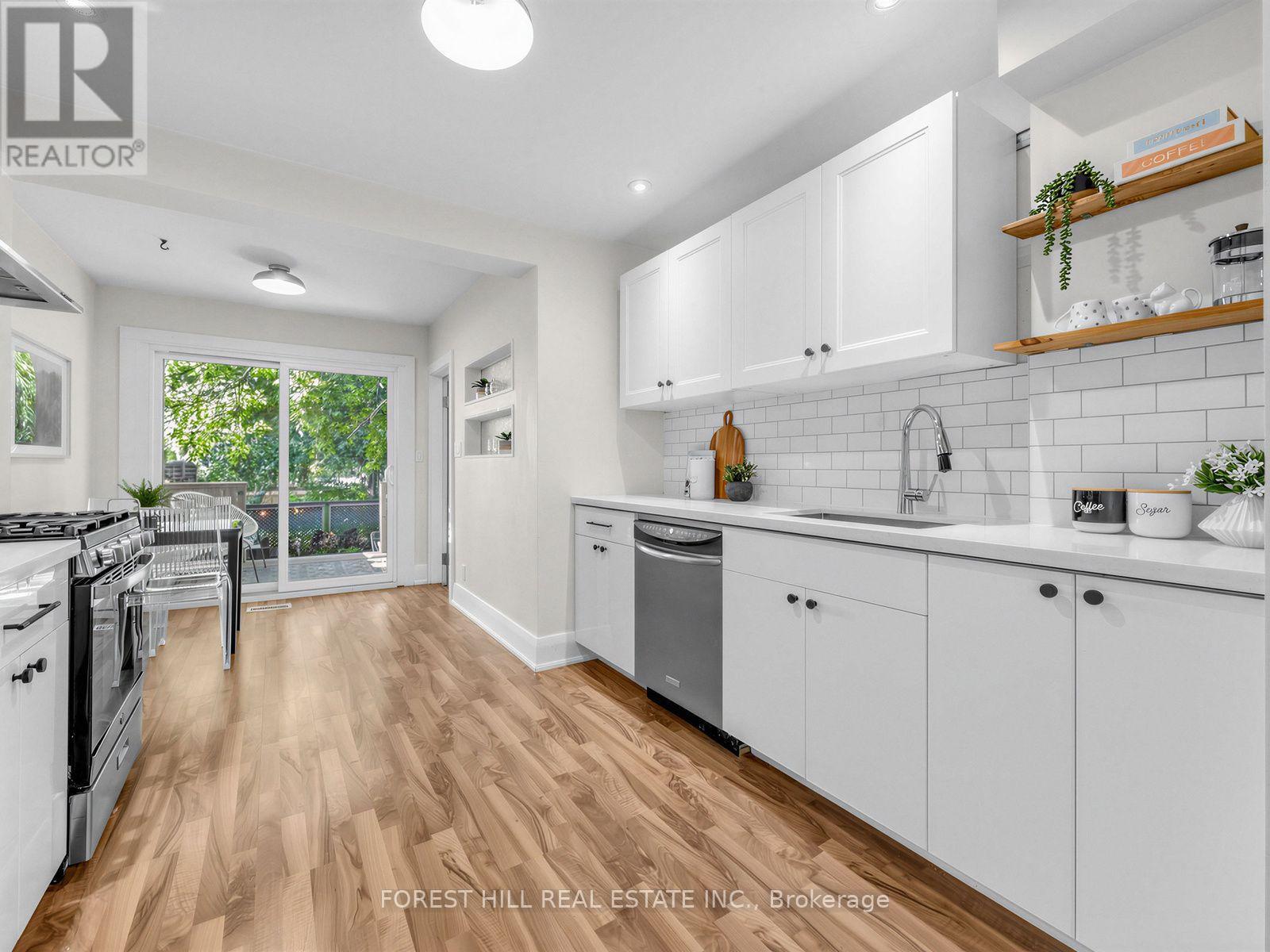 2375 Gerrard Street E Property Photo 7