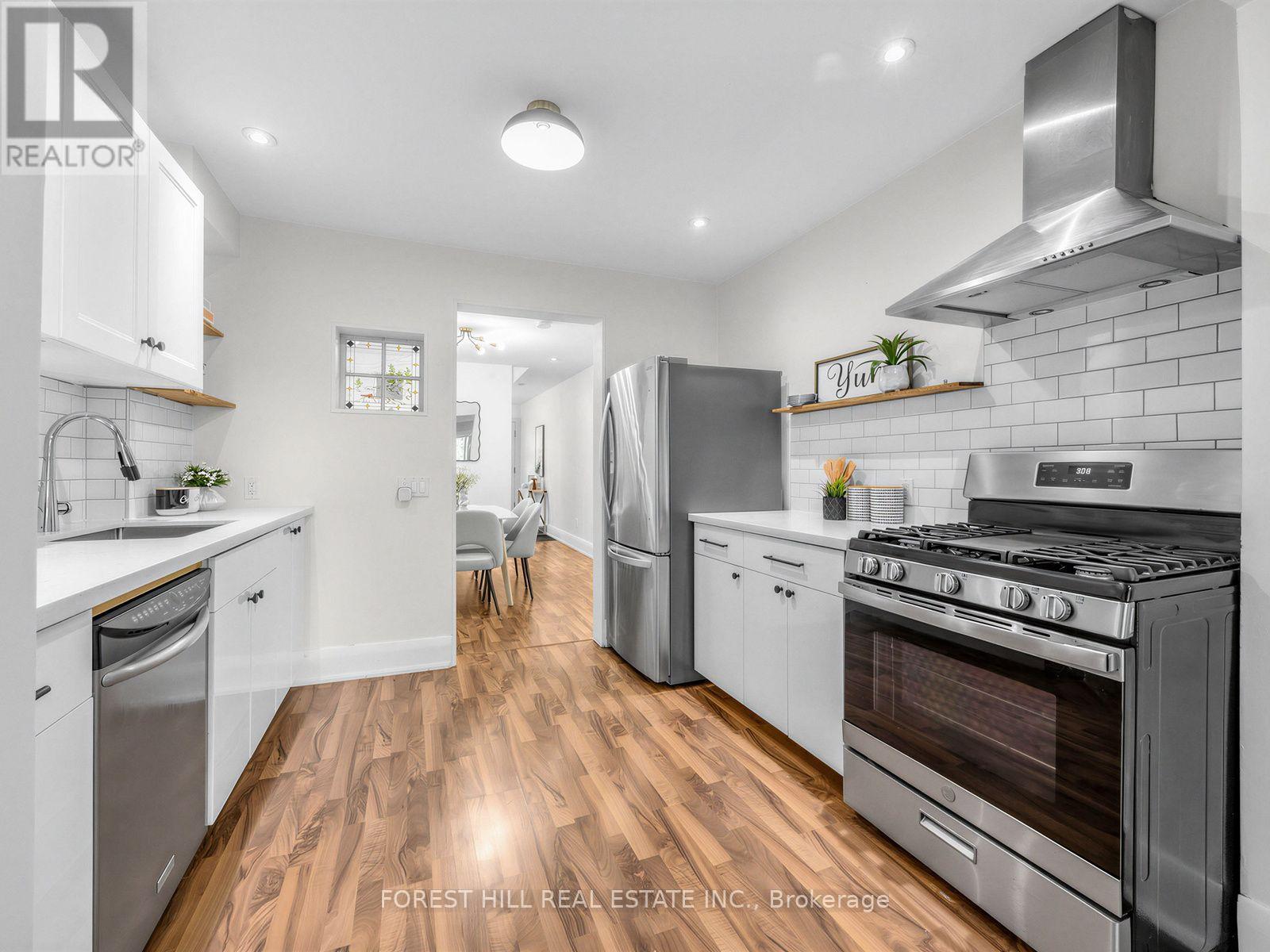 2375 Gerrard Street E Property Photo 9