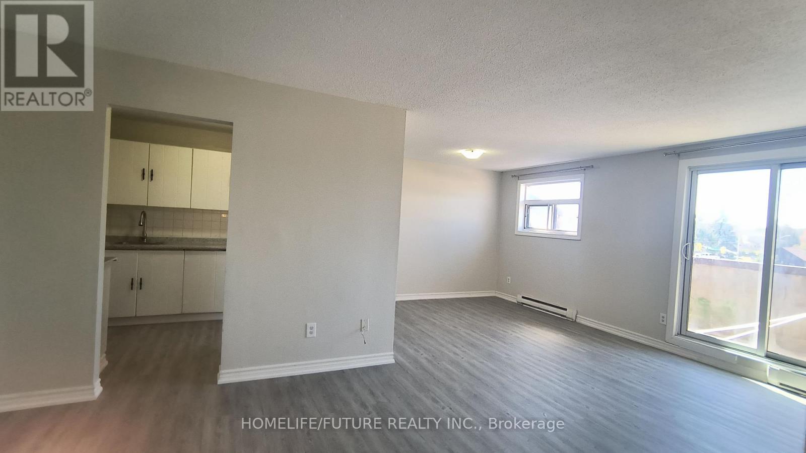 405 - 560 Bloor Street E Property Photo 4