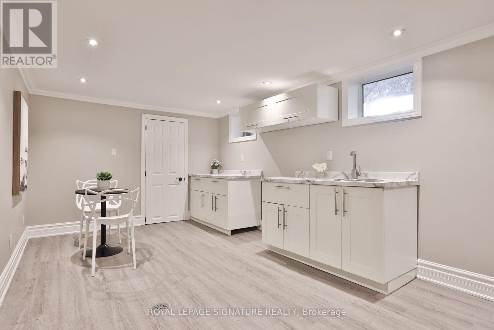 17 Flora Drive Property Photo 32