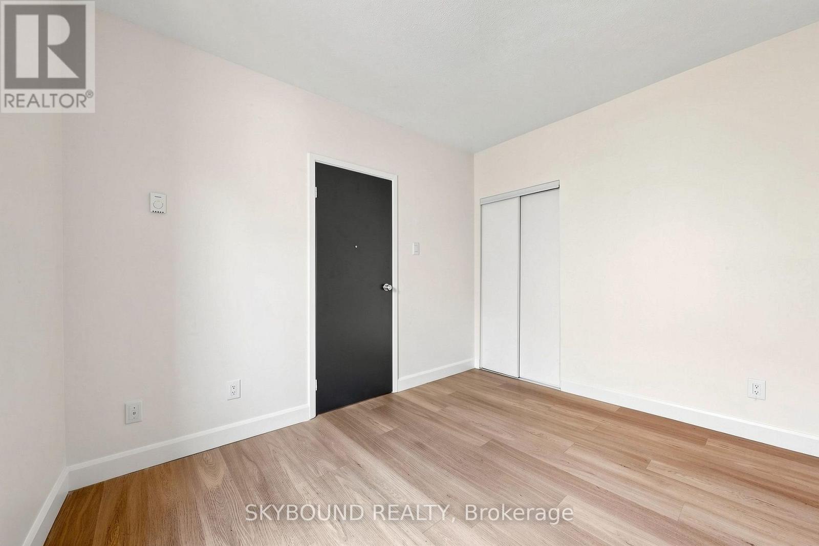 G - 131 Wineva Avenue Property Photo 17