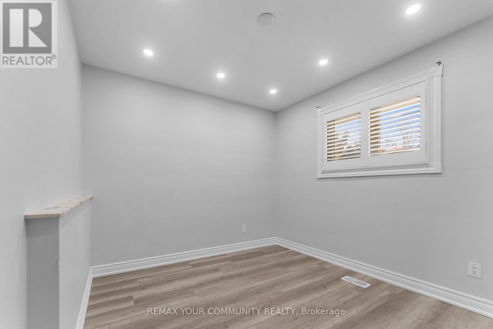 54 Saratoga Drive Property Photo 22