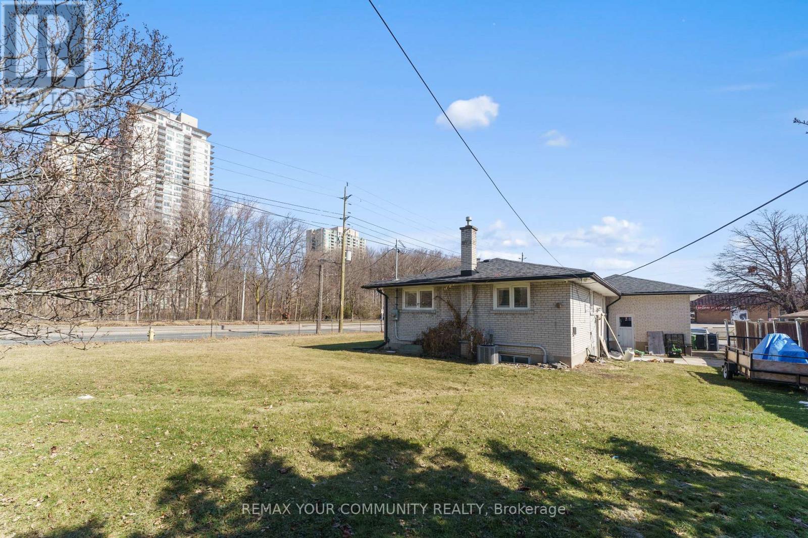 54 Saratoga Drive Property Photo 29
