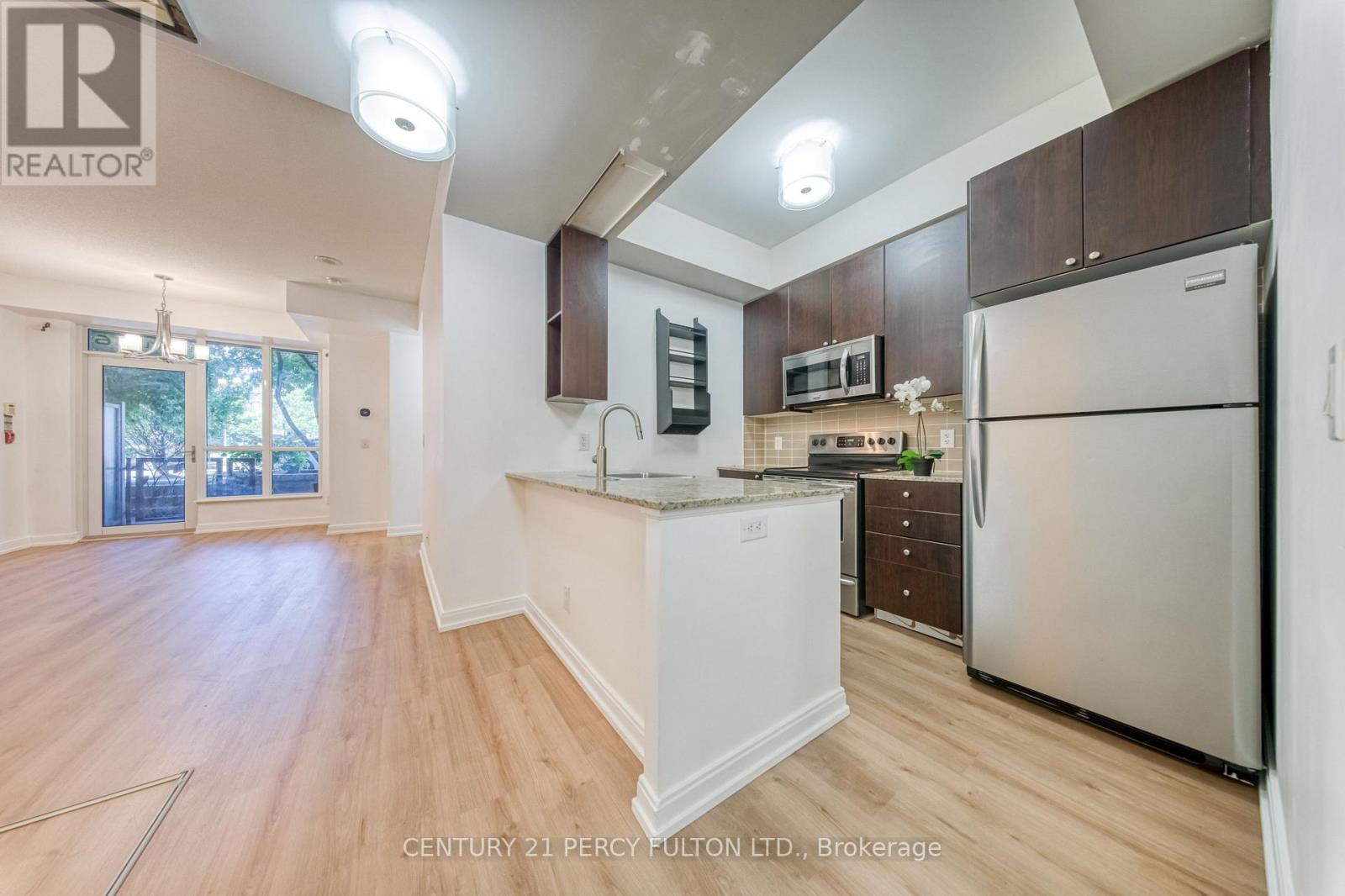 116 - 181 Village Green Square Property Photo 7