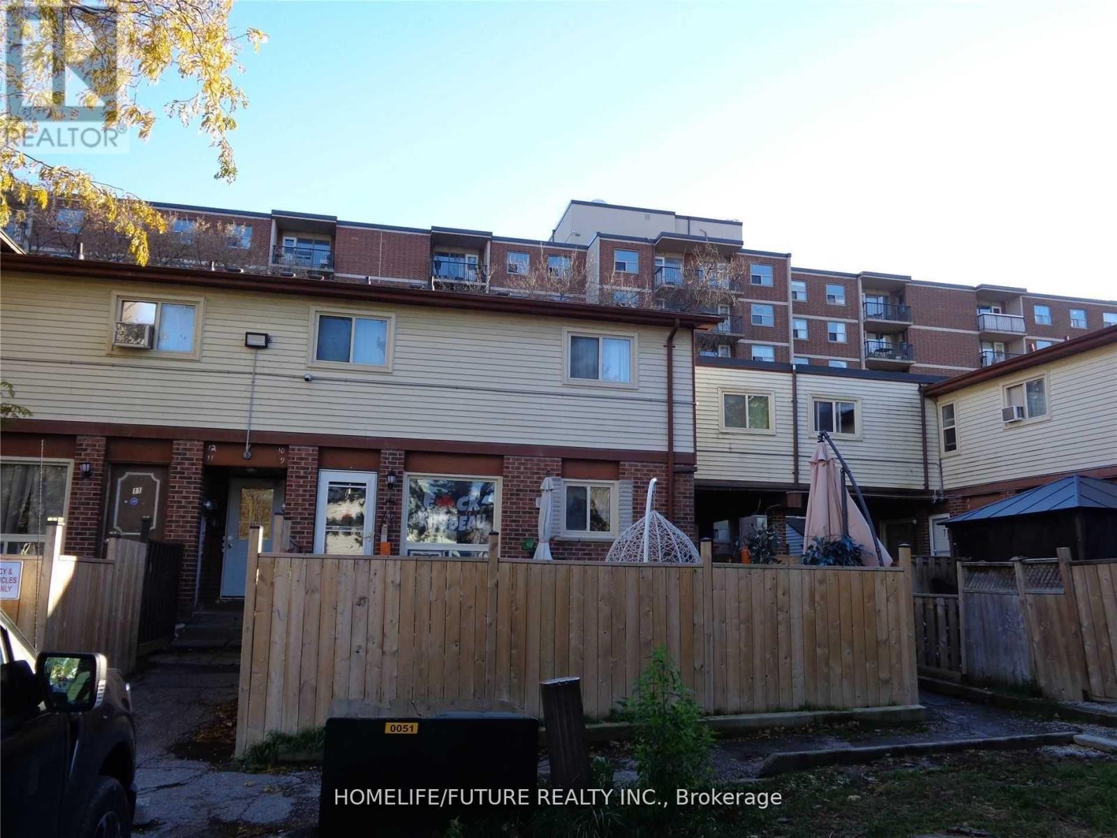 2 - 255 PORTER STREET Property Photo 1
