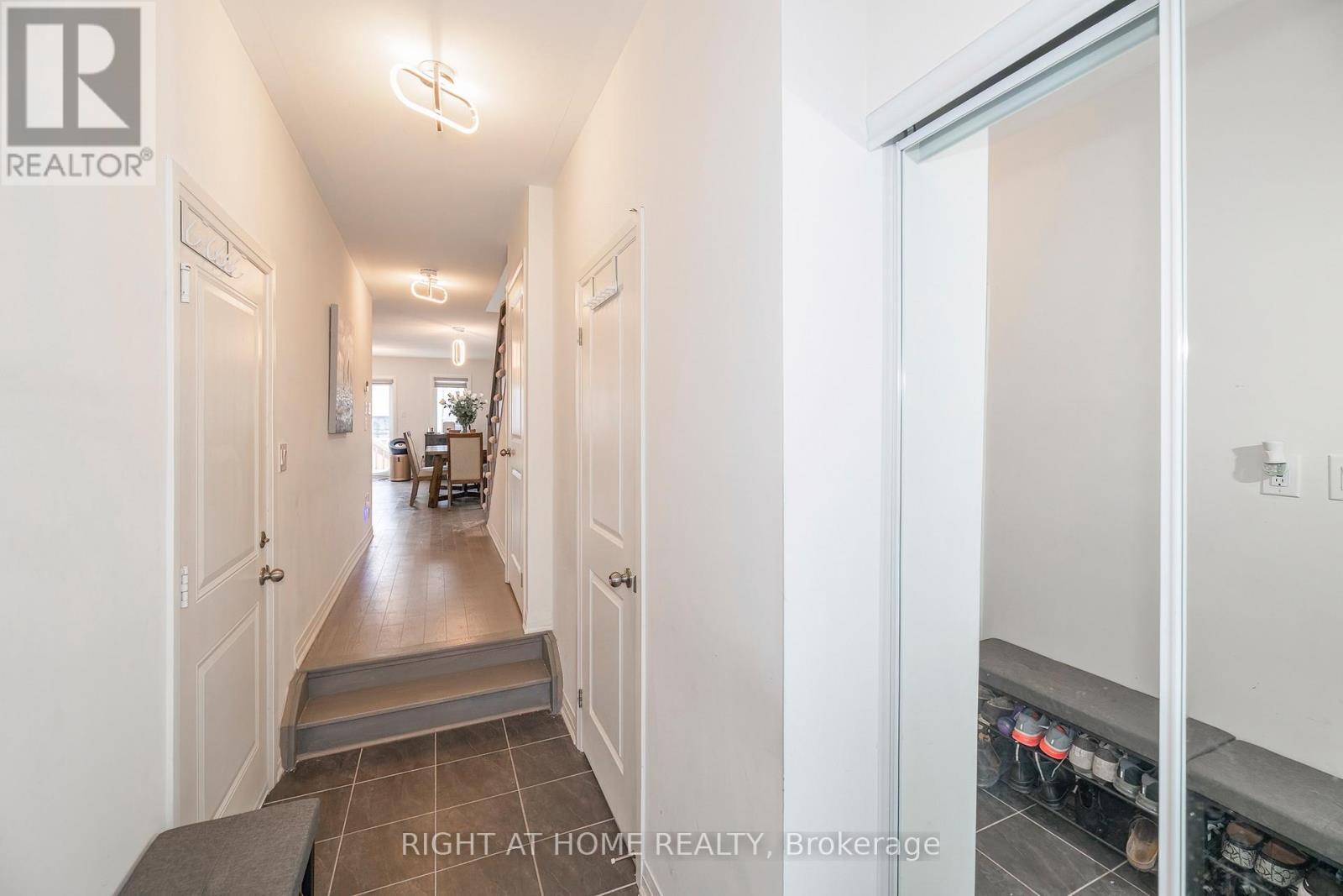 30 Caspian Square Property Photo 4