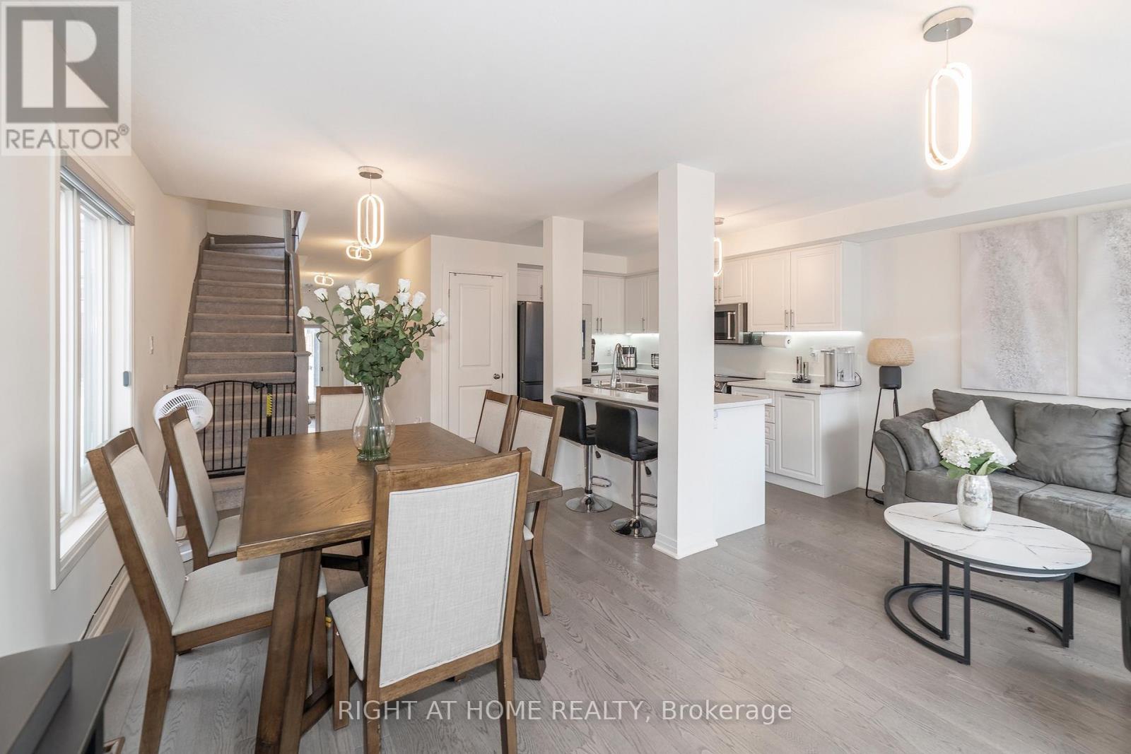 30 Caspian Square Property Photo 8