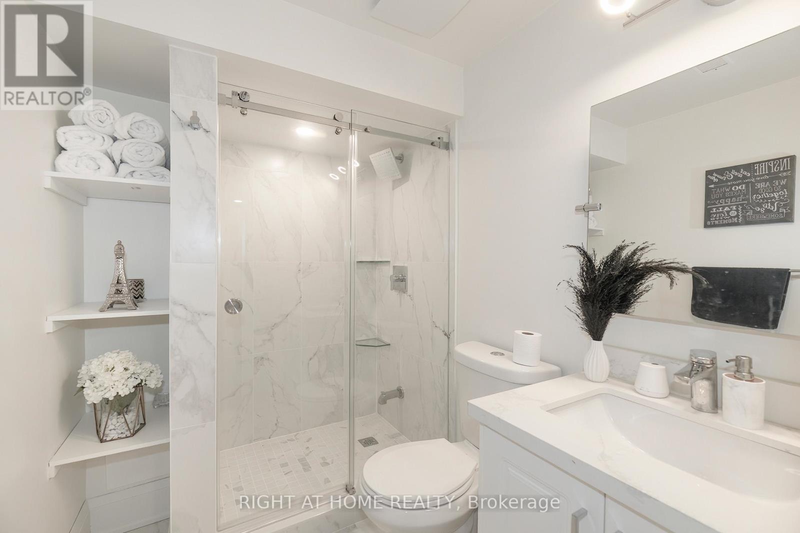 30 Caspian Square Property Photo 29