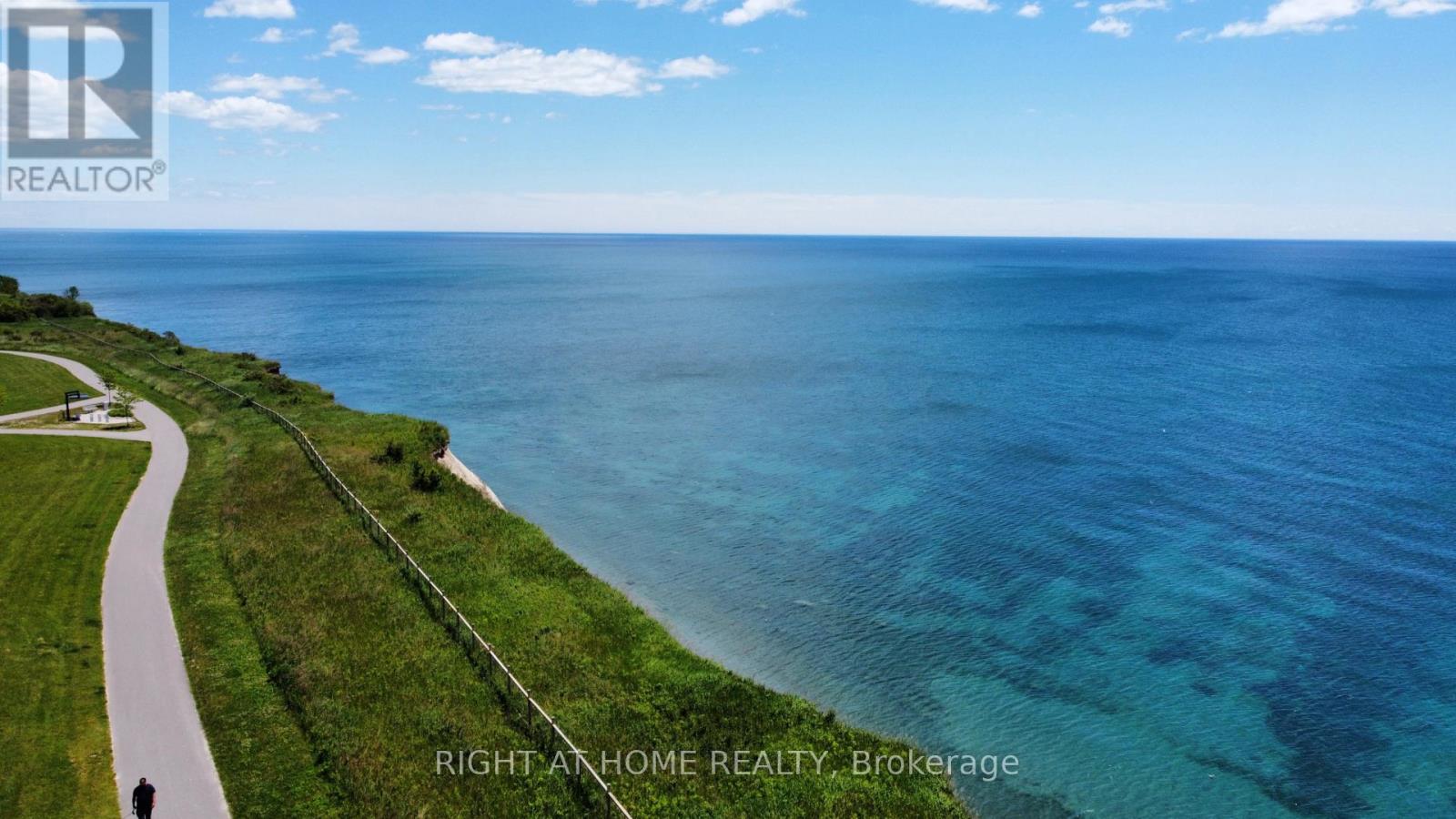 30 Caspian Square Property Photo 34