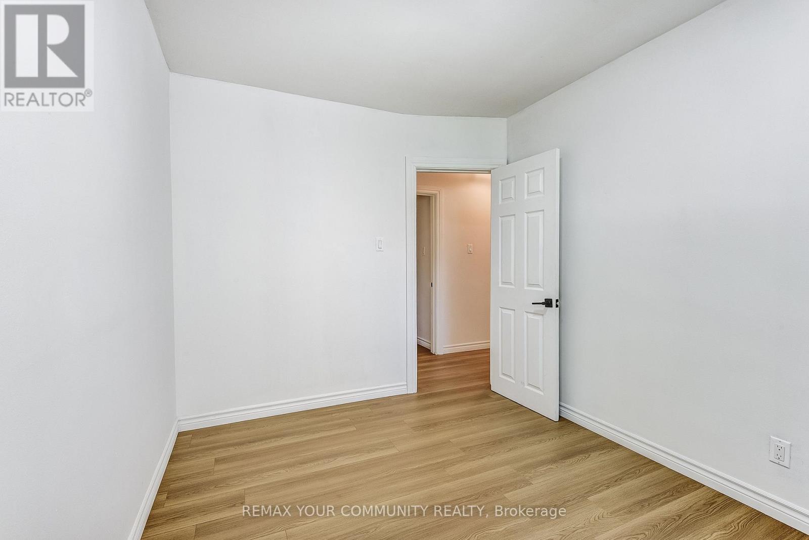 53 Glory Crescent Property Photo 13