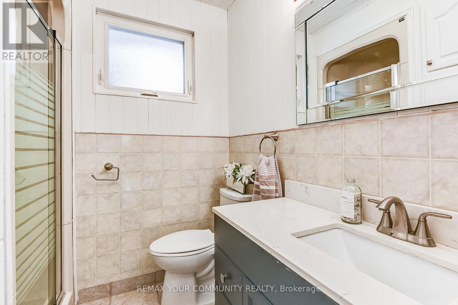 53 Glory Crescent Property Photo 15