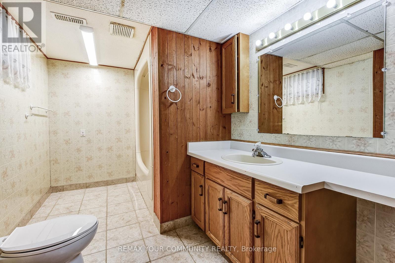 53 Glory Crescent Property Photo 24