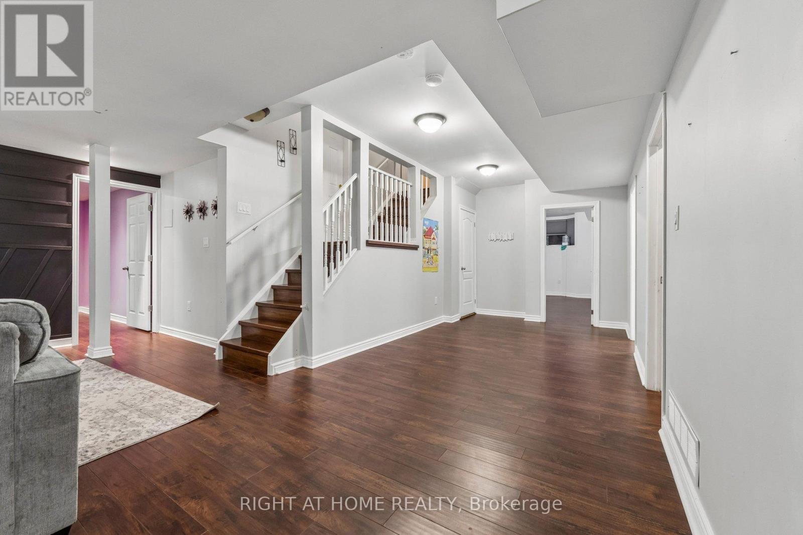 13 Weston Crescent Property Photo 8