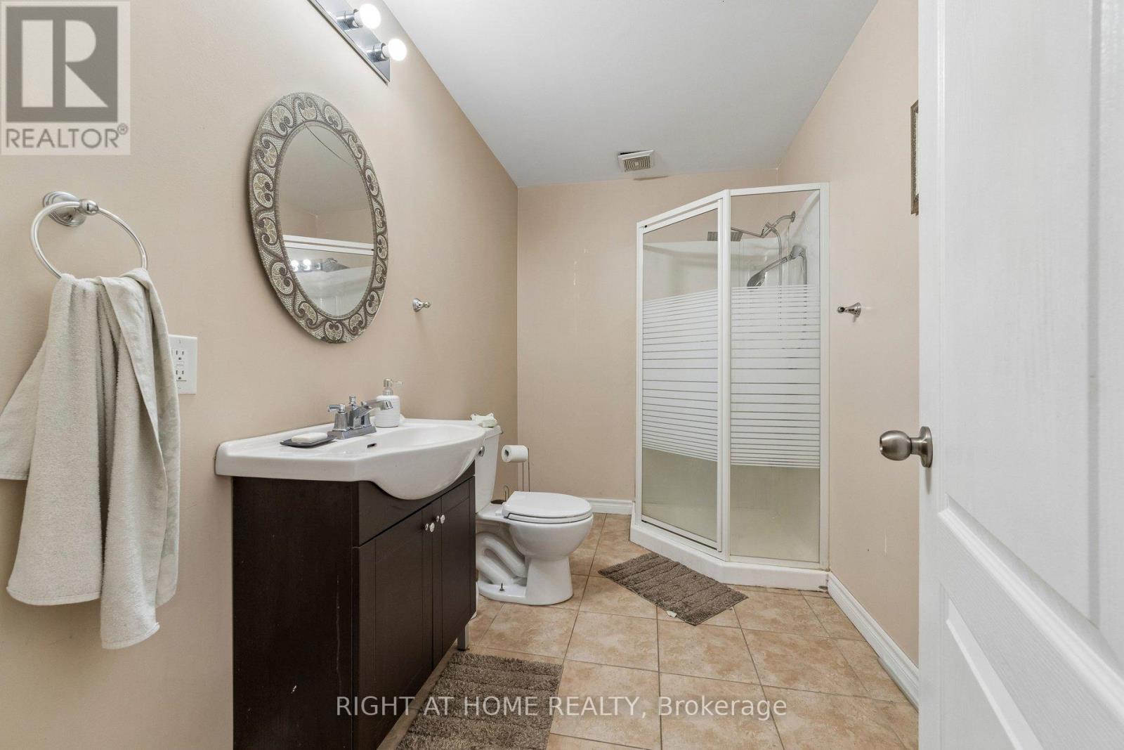 13 Weston Crescent Property Photo 23