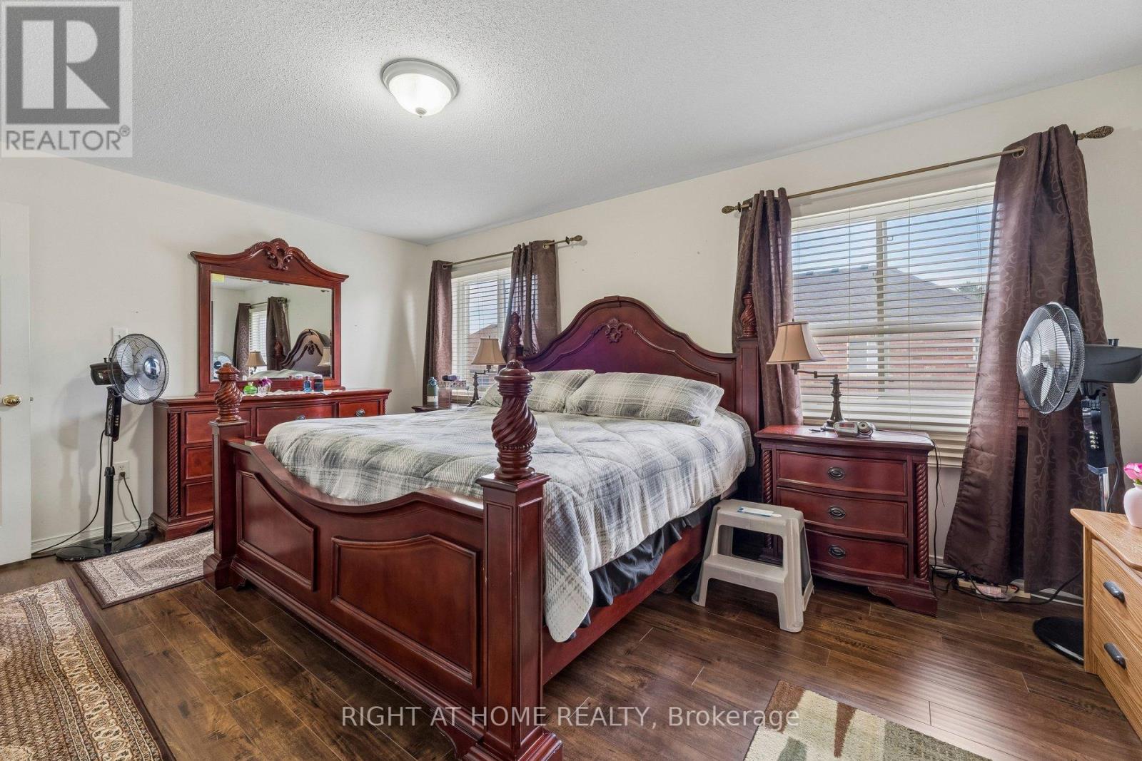 13 Weston Crescent Property Photo 29