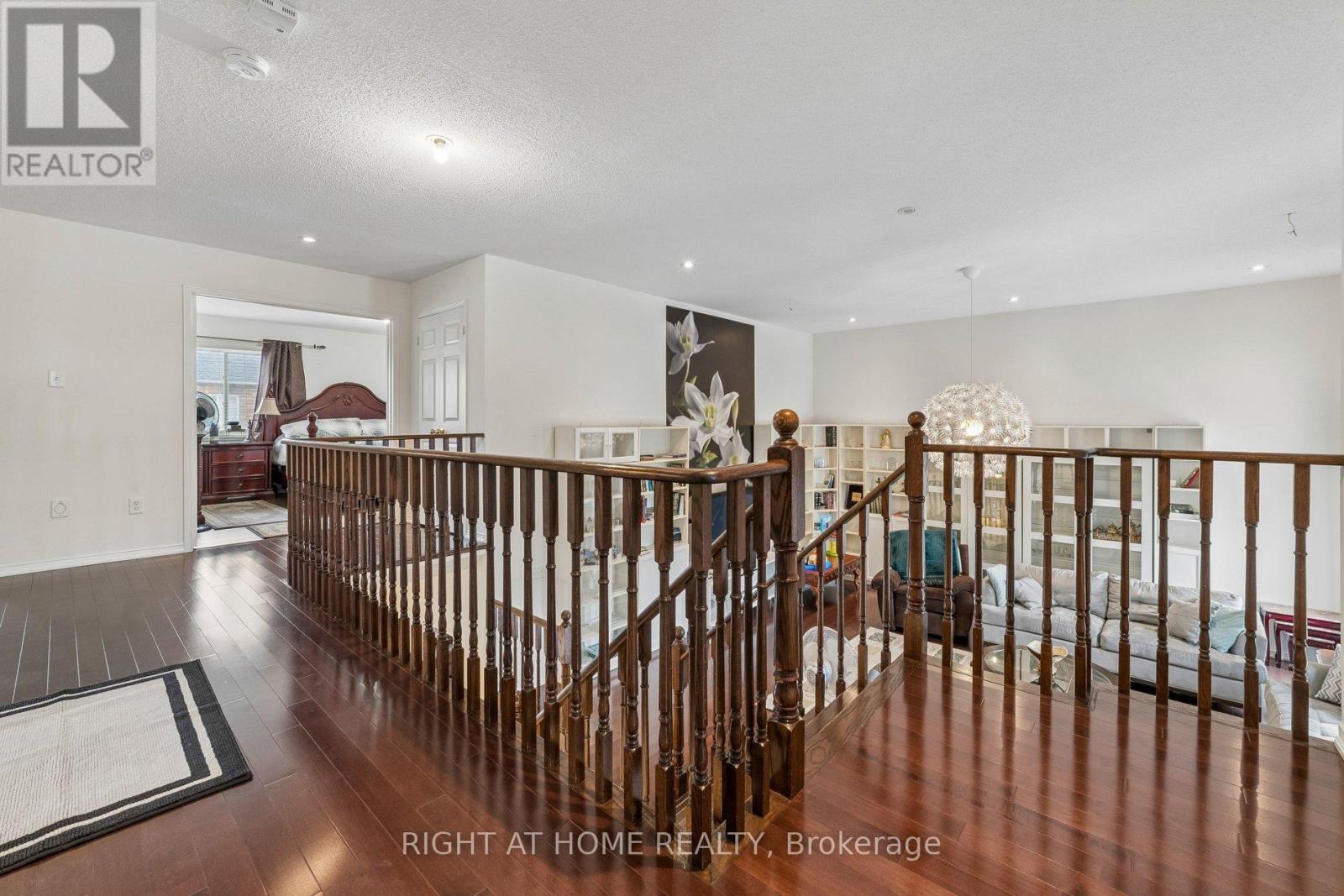 13 Weston Crescent Property Photo 30