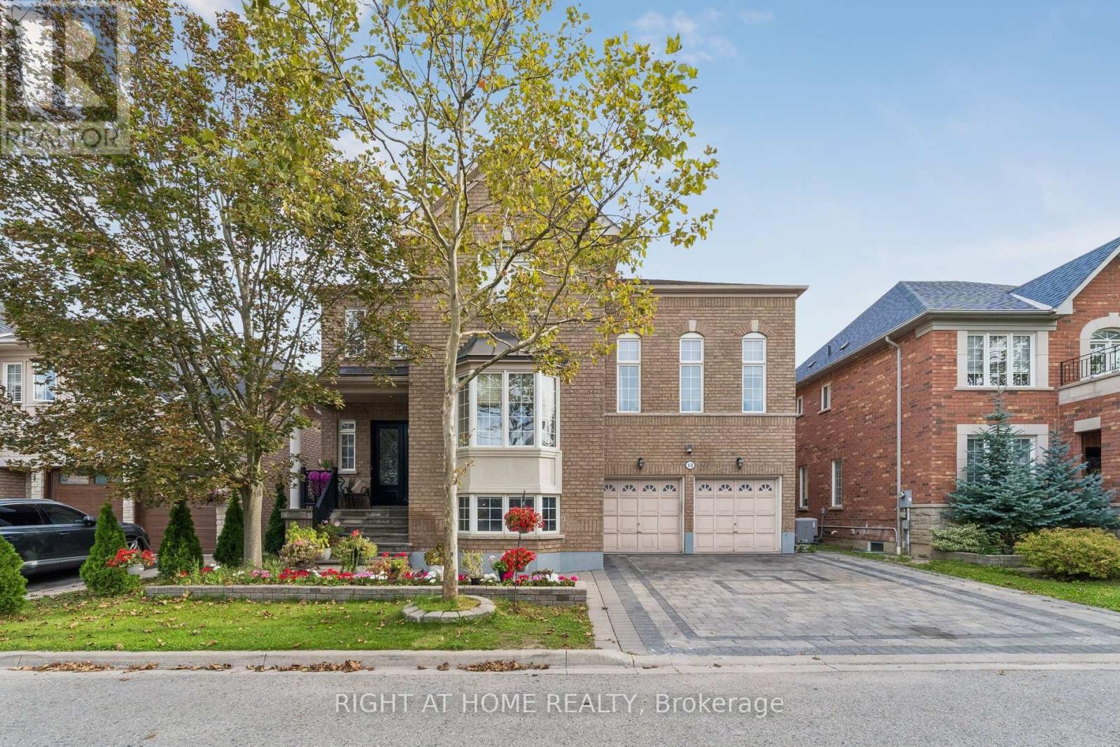 13 Weston Crescent Property Photo 50