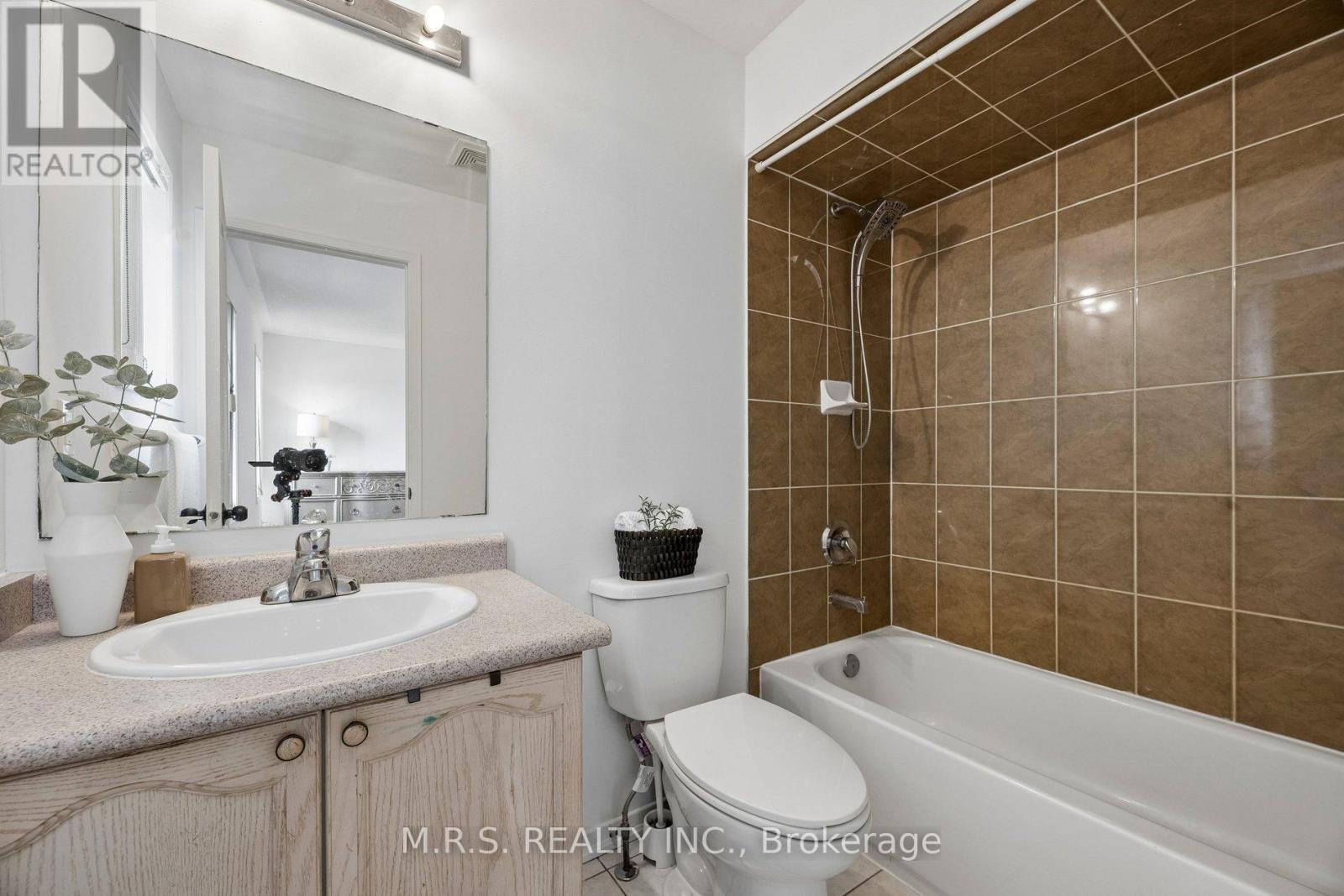 1408 Aldergrove Court Property Photo 26