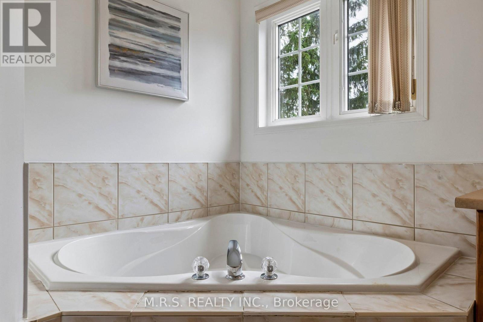 1408 Aldergrove Court Property Photo 31