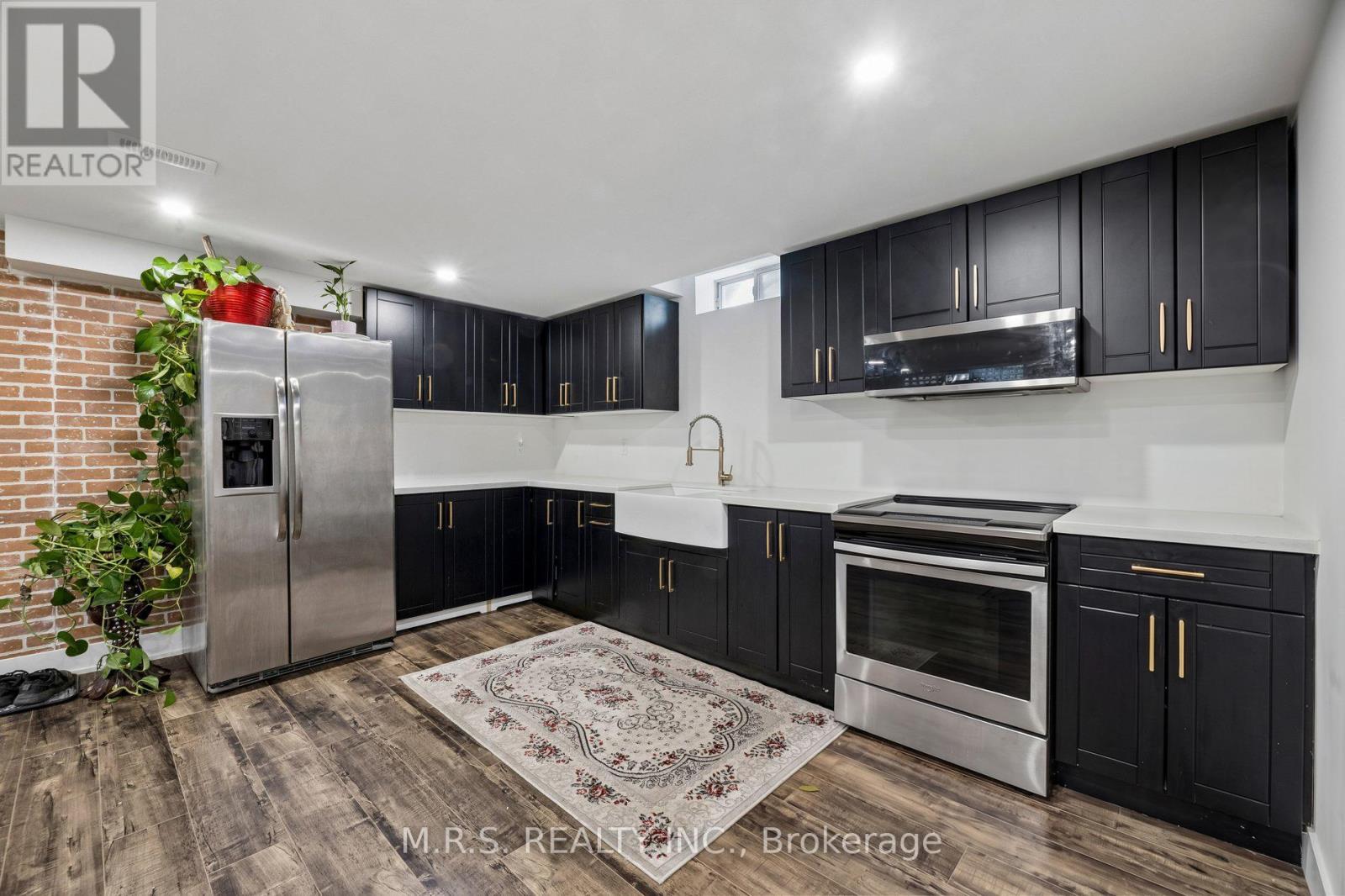 1408 Aldergrove Court Property Photo 34