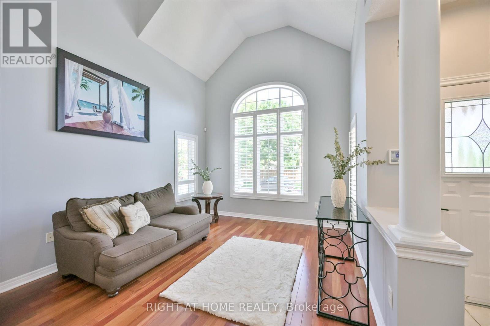 57 Hopkinson Crescent Property Photo 6